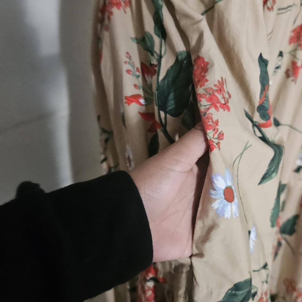 Anthropologie Beige and Red Floral Maxi Dress - Picture 8 of 9